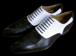 chaussures realise en bicouleur noir et blanc